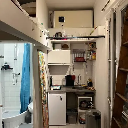 Studio Charmant Sur Cours Apartamento París